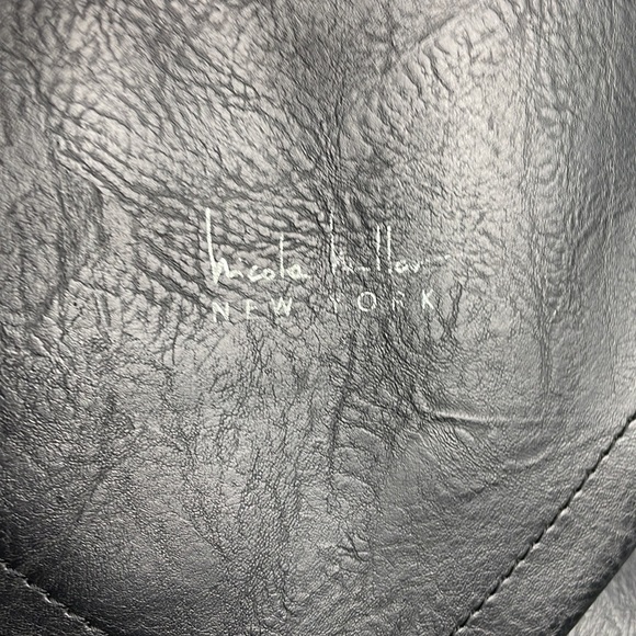 Nicole Miller New York Black Leather Designer Bag - Picture 4 of 14